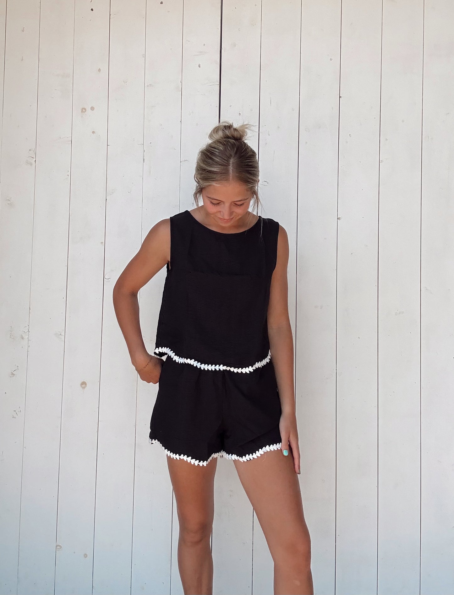 Black Contrast Trim Sleeveless Top and Shorts Set